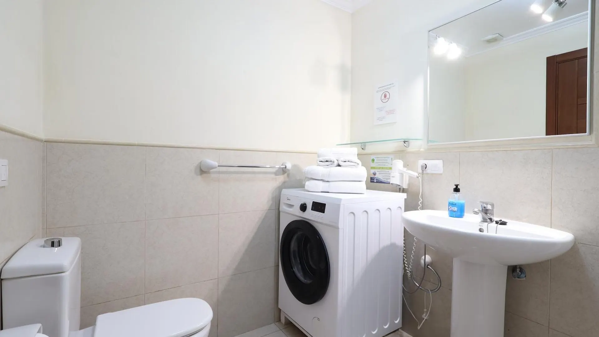 דירה אדחה Apartamento Privado La Pinta Beach - Hotel Club Atlantis ספרד